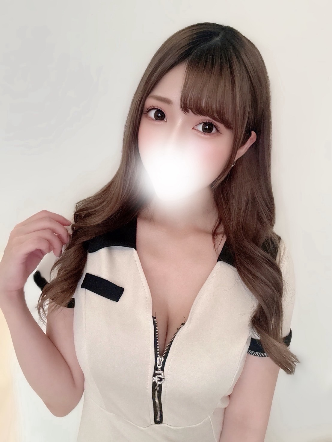 あいな